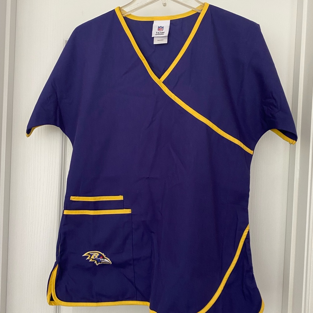 Baltimore Ravens scrub top